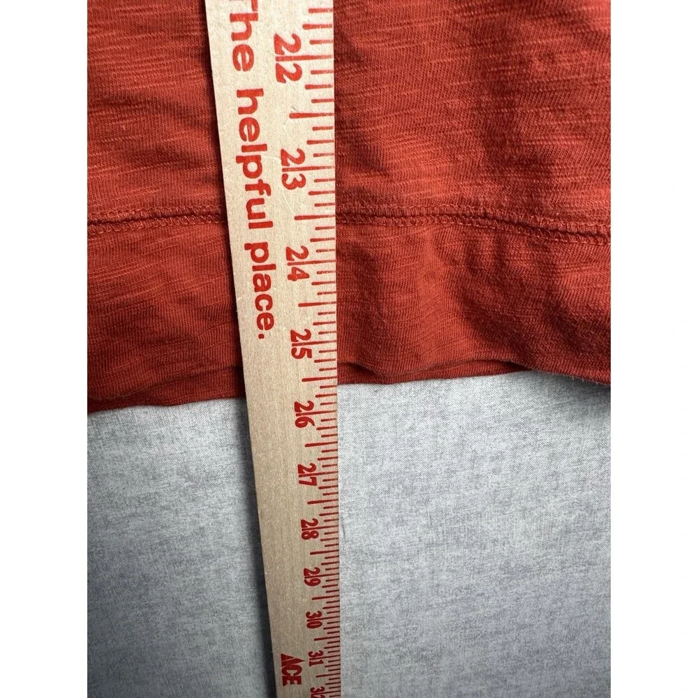 Banana Republic Men's Shirt Red Orange  Crewneck Raglan Long Sleeve Size Medium